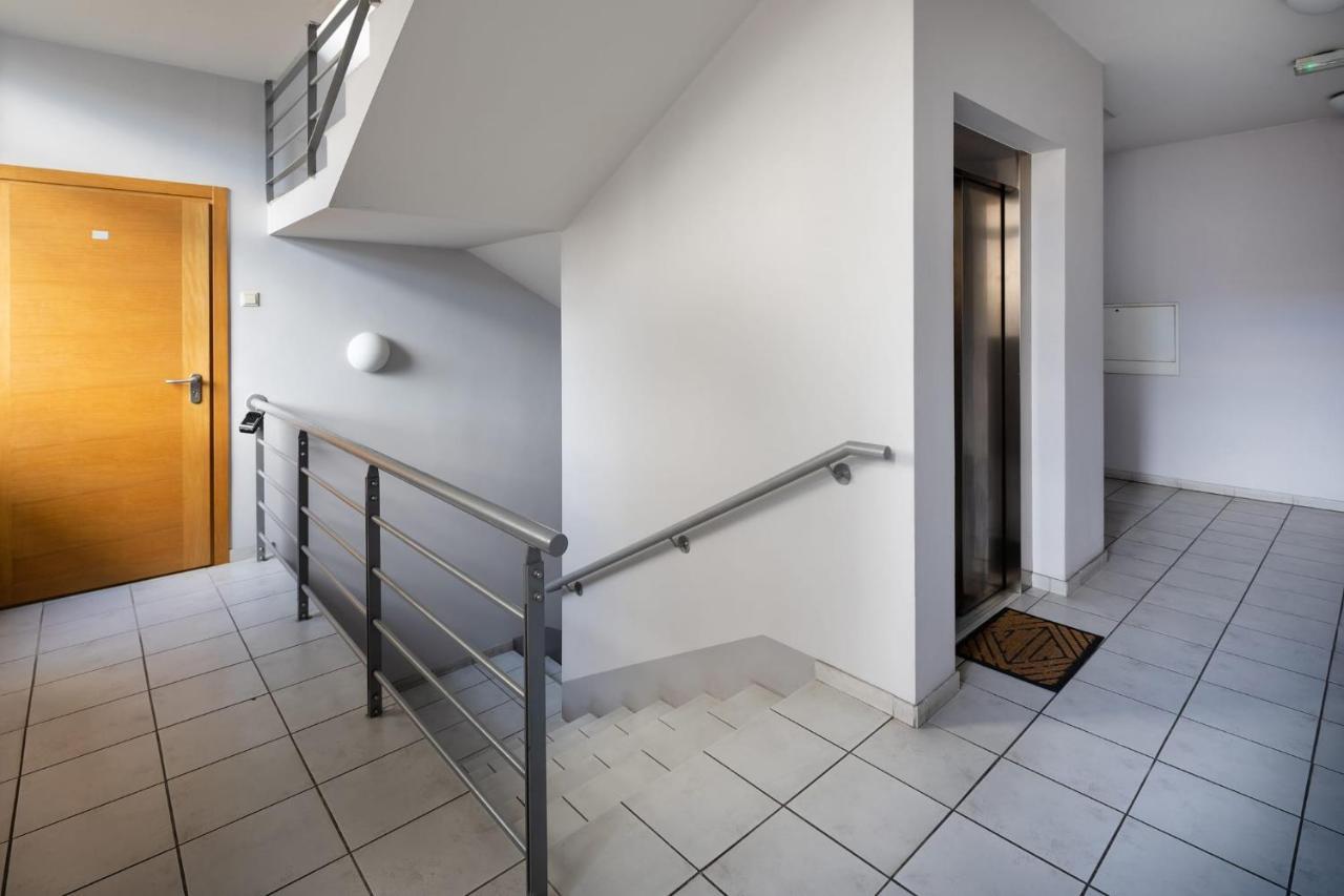 Ziedondarza Park One Bedroom Apartment With Balcony Riga Esterno foto