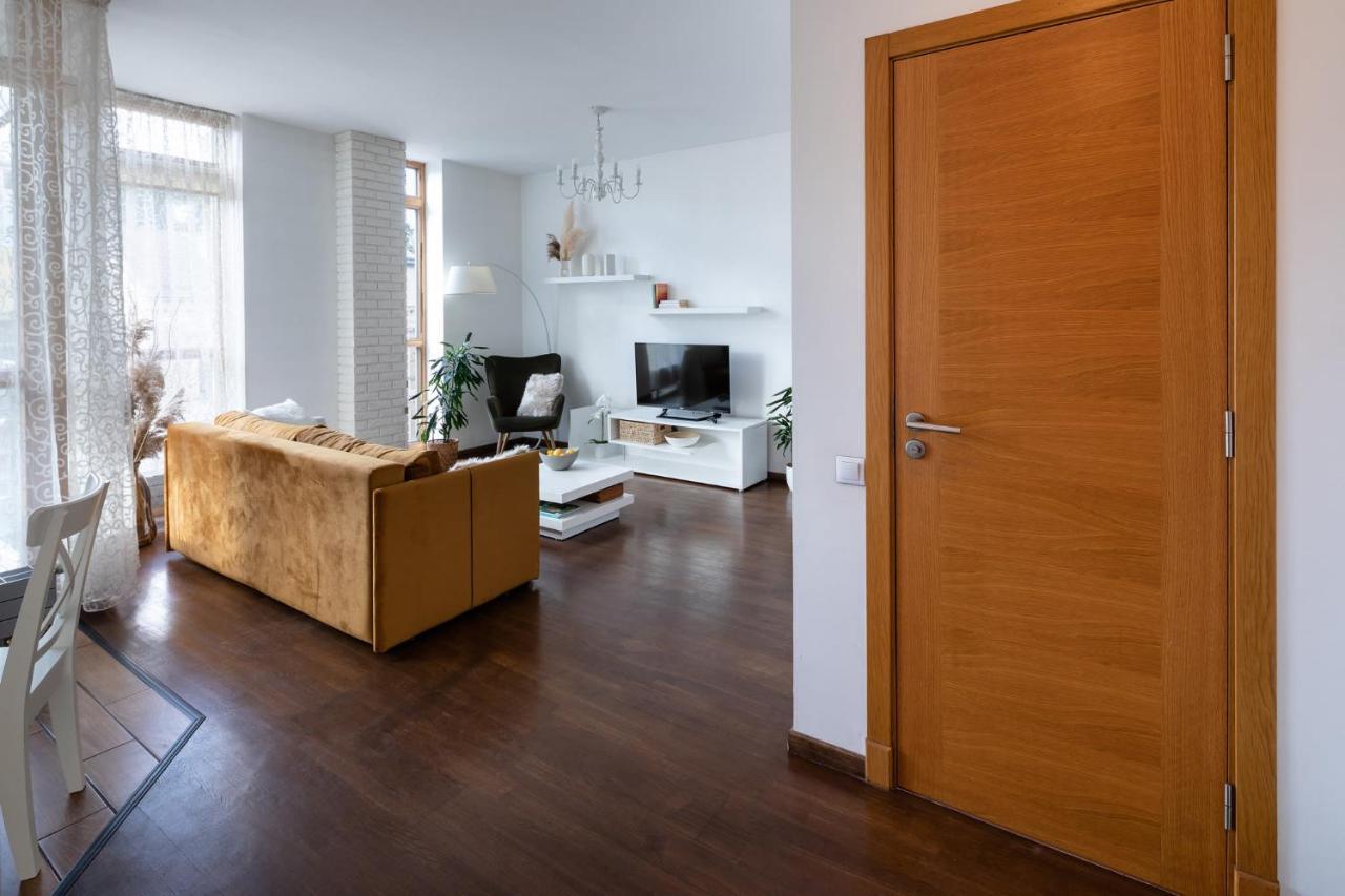 Ziedondarza Park One Bedroom Apartment With Balcony Riga Esterno foto