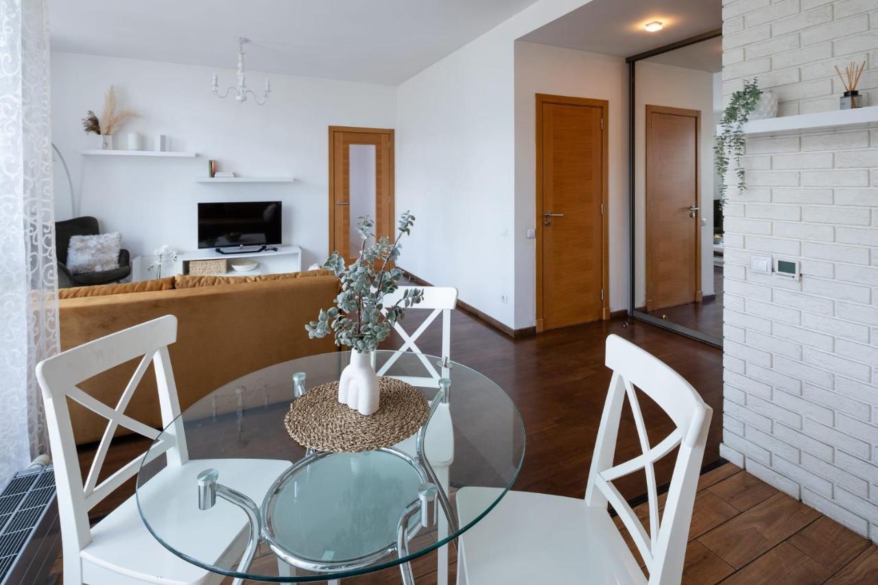 Ziedondarza Park One Bedroom Apartment With Balcony Riga Esterno foto