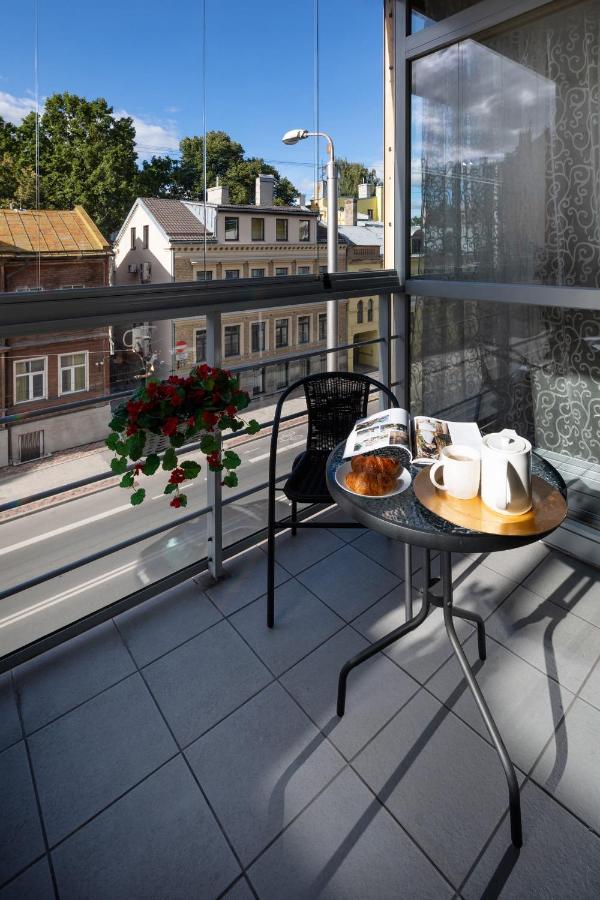 Ziedondarza Park One Bedroom Apartment With Balcony Riga Esterno foto