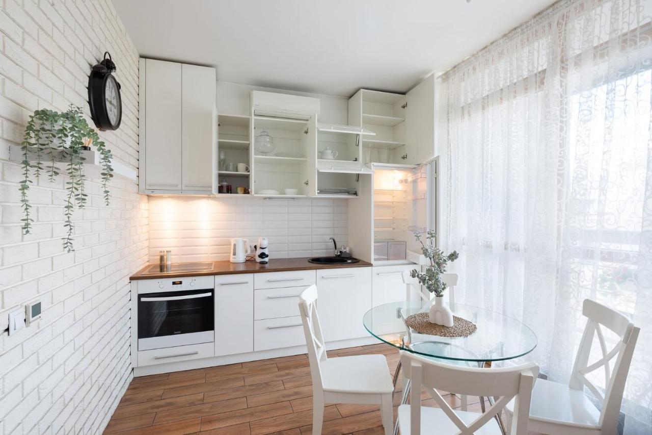 Ziedondarza Park One Bedroom Apartment With Balcony Riga Esterno foto